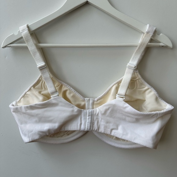BERLEI - High Performance Underwire Non Padded Sports Bra White - 18DD (US 40DD) - Picture 6 of 11